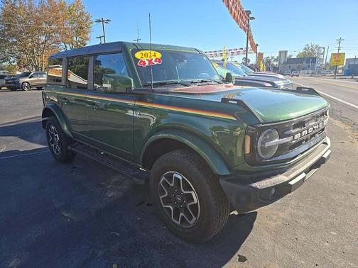 2024 Ford Bronco Outer Banks