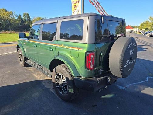 2024 Ford Bronco Outer Banks