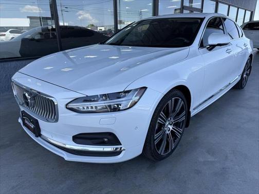 2022 Volvo S90 B6 Inscription
