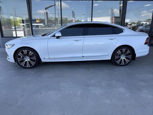 2022 Volvo S90 B6 Inscription