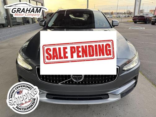 2018 Volvo V90 Cross Country T6