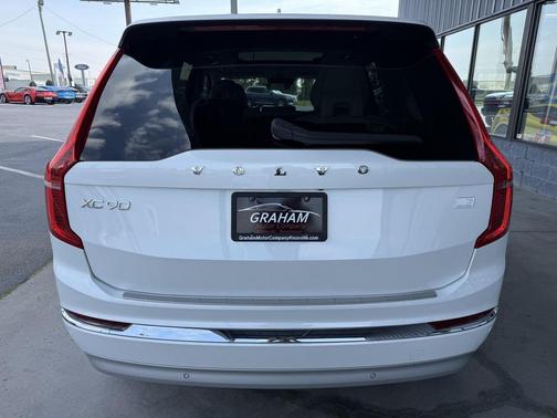 2022 Volvo XC90 Recharge Plug-In Hybrid T8 Inscription 6 Passenger