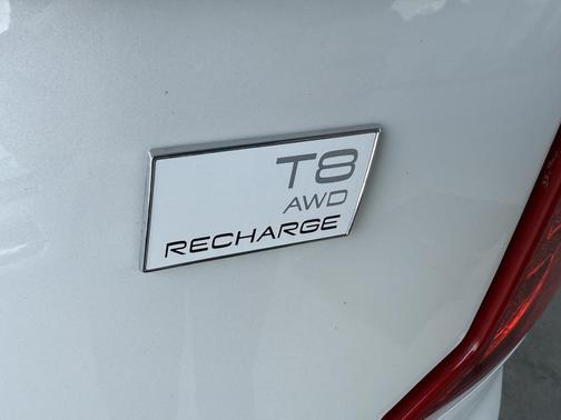 2022 Volvo XC90 Recharge Plug-In Hybrid T8 Inscription 6 Passenger