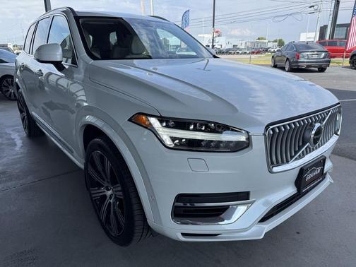 2022 Volvo XC90 Recharge Plug-In Hybrid T8 Inscription 6 Passenger