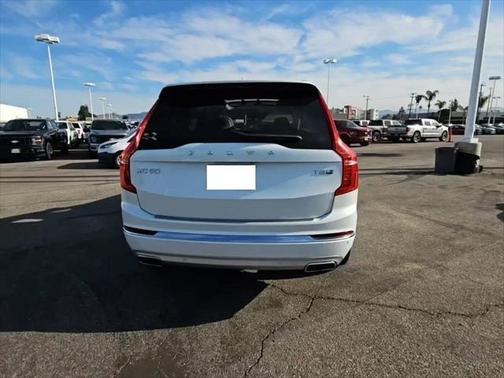 2020 Volvo XC90 Hybrid T8 Inscription 6 Passenger