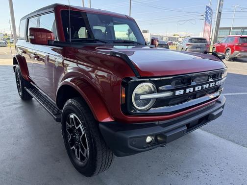 2023 Ford Bronco Outer Banks