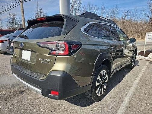 2025 Subaru Outback Touring