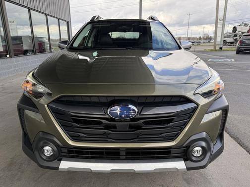 2025 Subaru Outback Touring