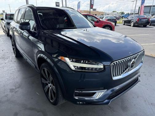 2022 Volvo XC90 T6 Inscription