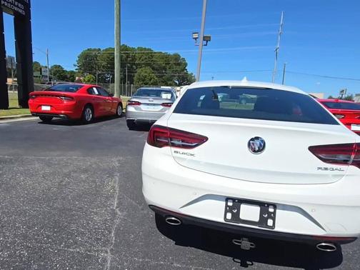 2018 Buick Regal Sportback Essence