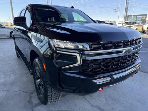 2022 Chevrolet Suburban 4WD Z71