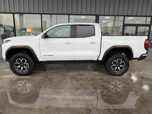 2023 GMC Canyon AT4X