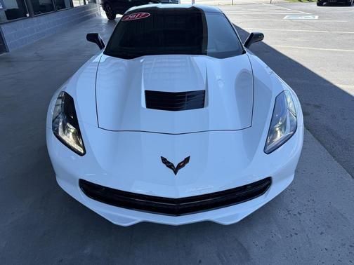 Arctic White 2017 Chevrolet Corvette Stingray Z51
