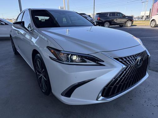 2025 Lexus ES 350 Base