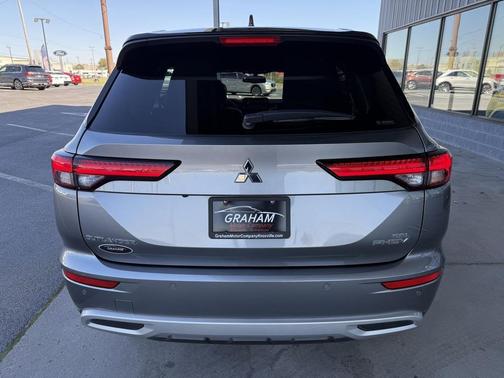 2023 Mitsubishi Outlander PHEV SEL