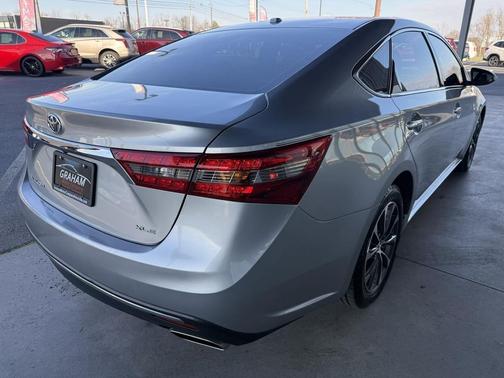 2016 Toyota Avalon XLE Premium