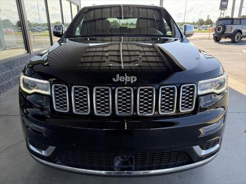 2020 Jeep Grand Cherokee Summit