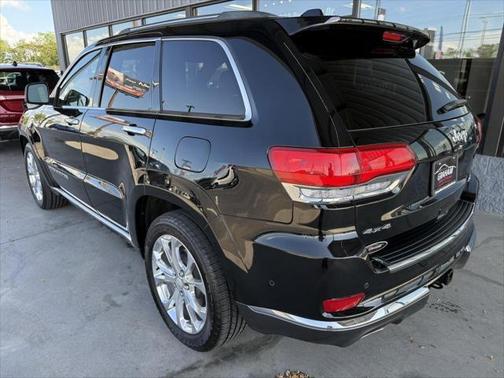 2020 Jeep Grand Cherokee Summit