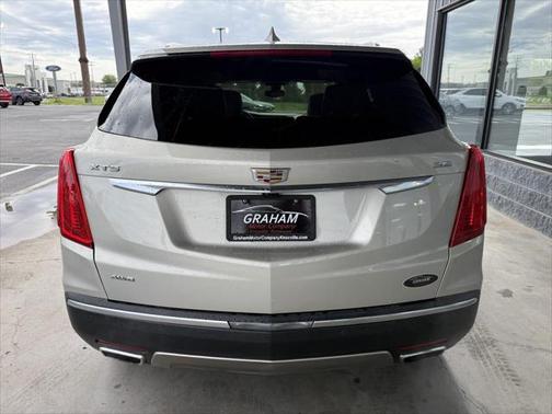 2017 Cadillac XT5 Platinum