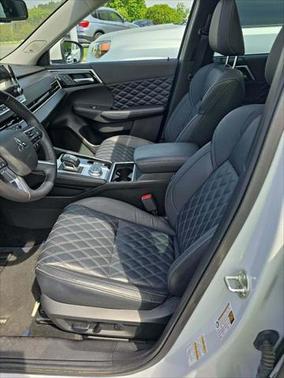 2023 Mitsubishi Outlander PHEV SEL