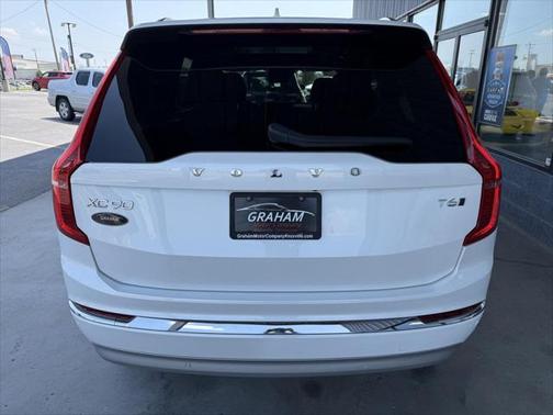 2022 Volvo XC90 T6 Inscription