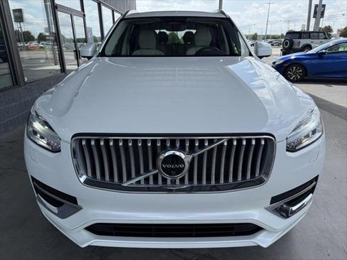 2023 Volvo XC90 B6 Plus 6-Seater