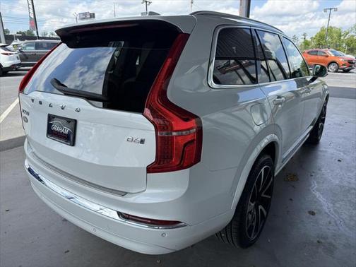 2023 Volvo XC90 B6 Plus 6-Seater