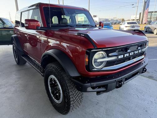 2024 Ford Bronco Outer Banks
