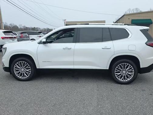 2024 GMC Acadia Denali