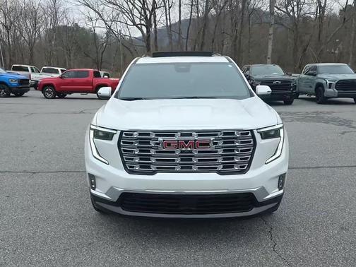 2024 GMC Acadia Denali