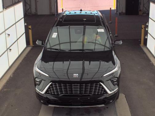 2025 Buick Enclave Avenir FWD