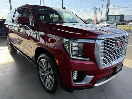 2022 GMC Yukon XL Denali