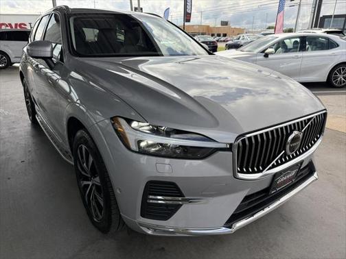 2023 Volvo XC60 B5 Plus Bright Theme