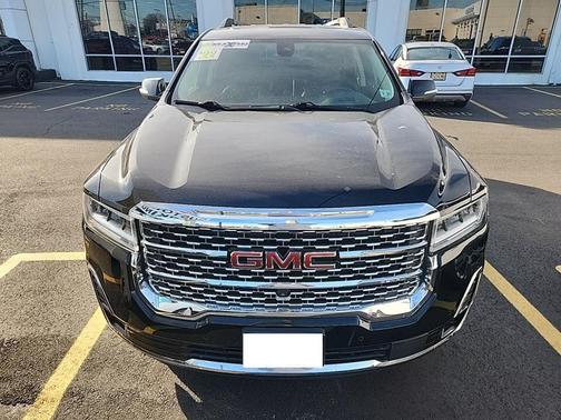 2022 GMC Acadia Denali