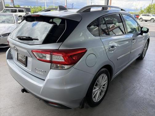 2017 Subaru Impreza 2.0i Premium