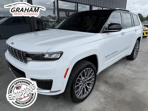 Diamond Black Crystal Pearlcoat 2023 Jeep Grand Cherokee L Summit Reserve