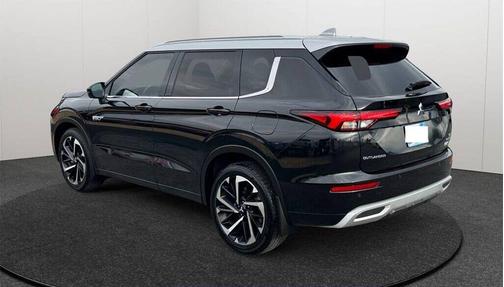 2024 Mitsubishi Outlander PHEV SEL