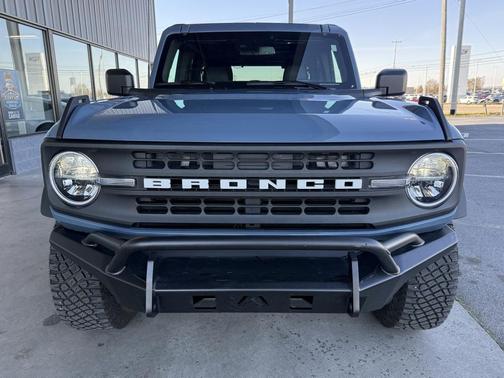 2024 Ford Bronco Black Diamond