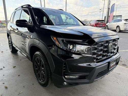 2022 Honda Passport AWD TrailSport