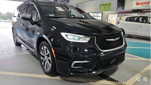 2022 Chrysler Pacifica L