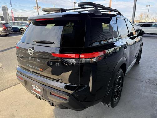 2023 Nissan Pathfinder Rock Creek 4WD