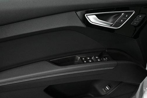 2024 Audi Q4 e-tron Premium Plus 55 quattro
