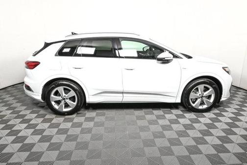 2024 Audi Q4 e-tron Premium Plus 55 quattro