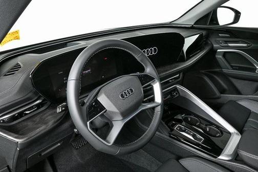 2025 Audi Q5 Premium Plus TFSI quattro S tronic
