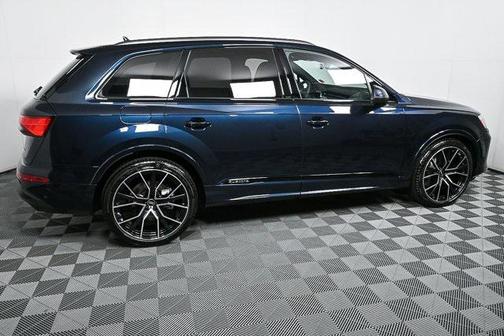 2025 Audi Q7 55 Premium Plus
