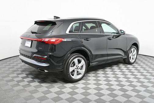 2025 Audi Q5 Premium Plus TFSI quattro S tronic