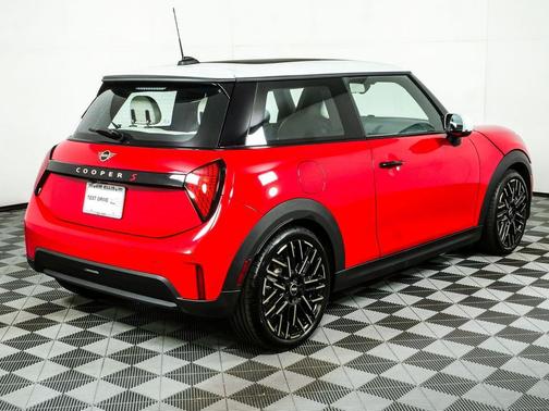 Chili Red II 2025 MINI Hardtop Cooper S