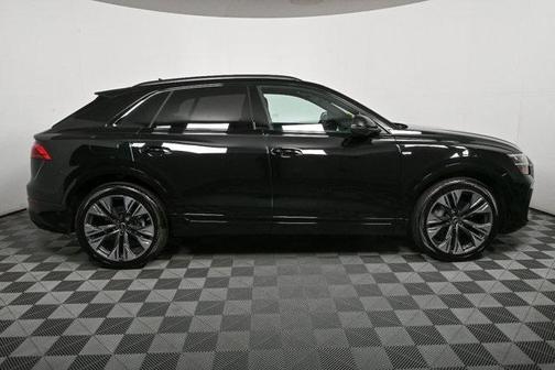 2025 Audi Q8 55 Premium Plus