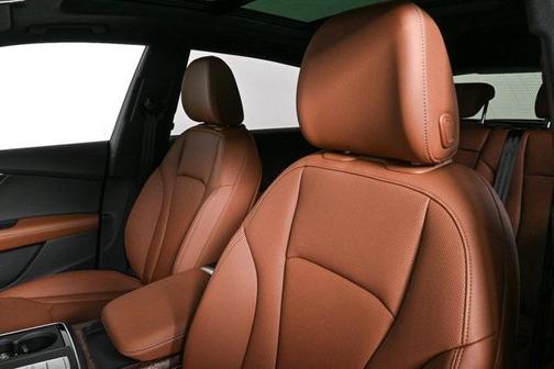 2025 Audi Q8 55 Premium Plus