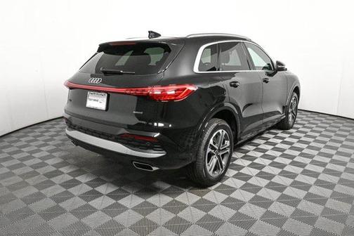 2025 Audi Q5 Premium